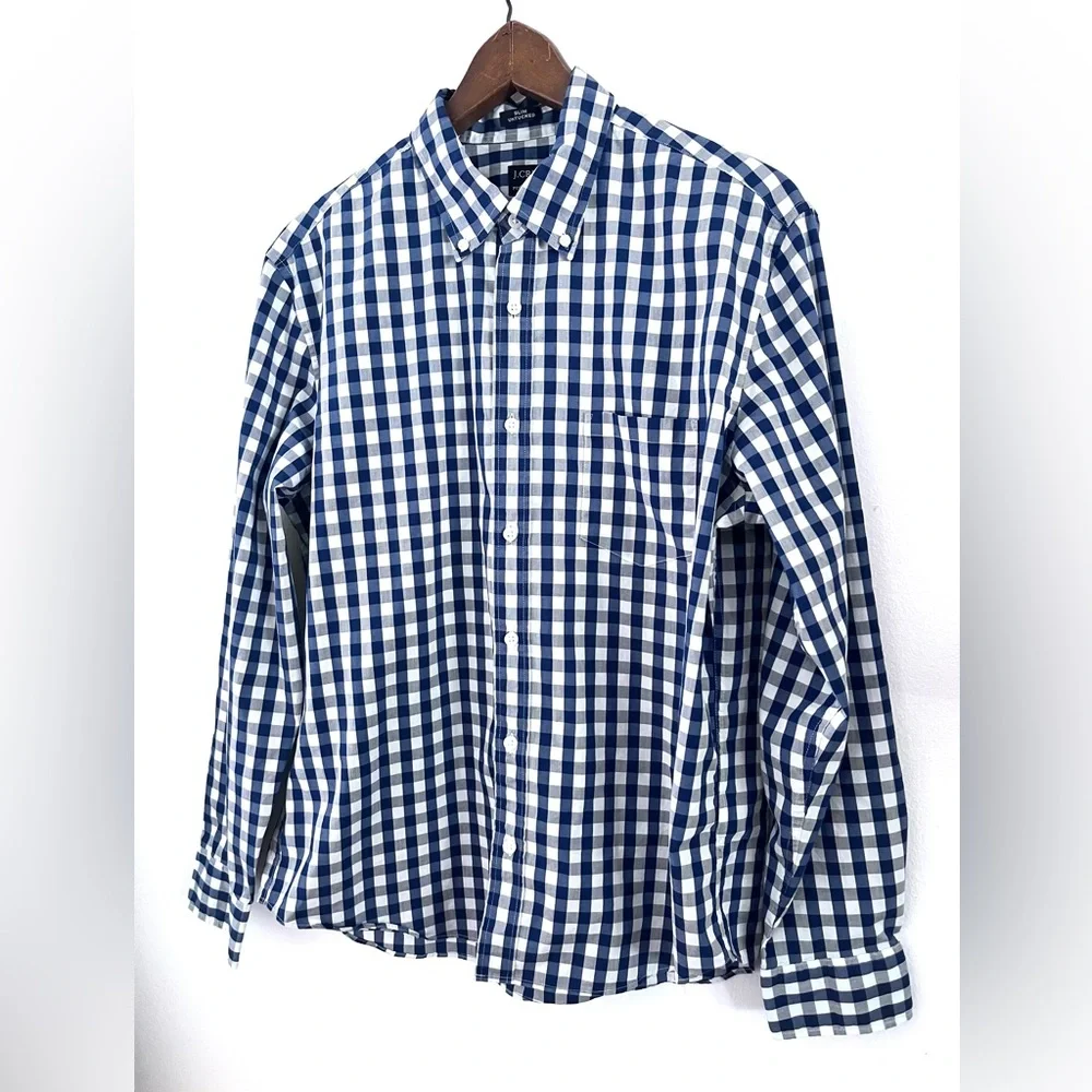 J. Crew Navy and White Gingham Men's Slim UnTucked Performance Size Large Shirt